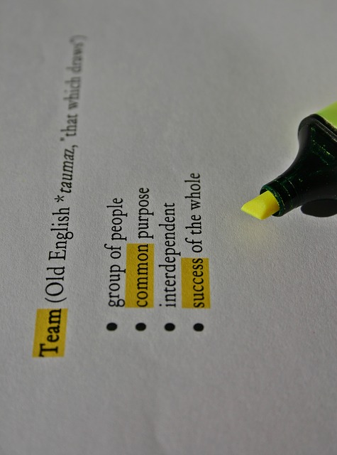 Keyword illustration, highlighting important words as part of Little Bird Creative's tips for a great website blog post